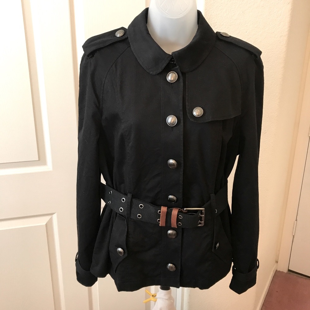 BURBERRY CHELSEA SHORT HERITAGE TRENCH COAT